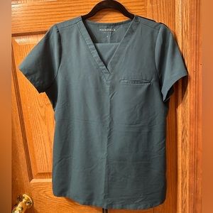 Scrubs Mandala Brand size small, teal in color